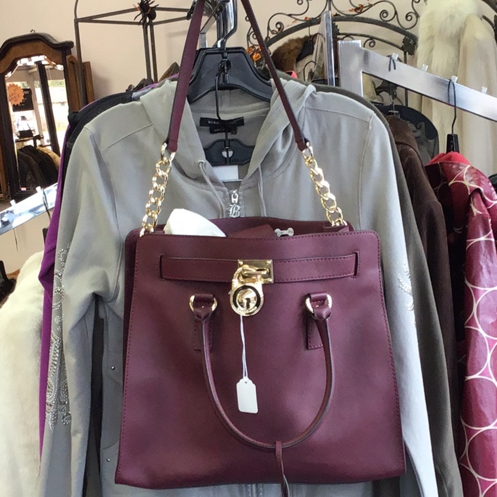 Micheal kors purse